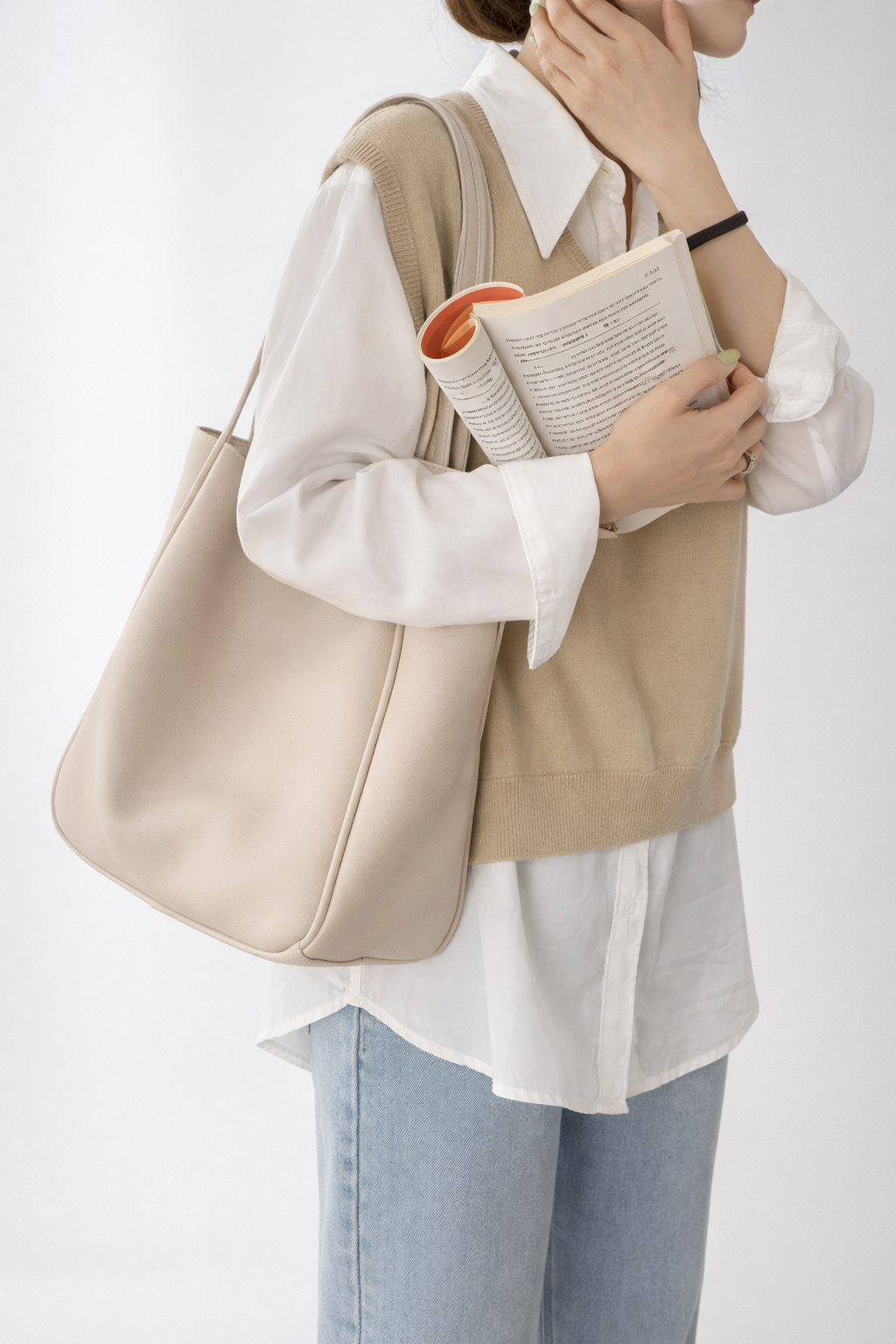 Large Vegan leather work bag | Arezzo